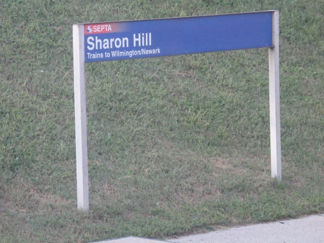 Foto: nomenclador de la estación - Sharon Hill (Pennsylvania), Estados Unidos