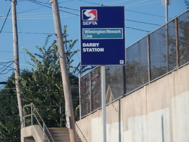 Foto: nomenclador de la estación - Darby (Pennsylvania), Estados Unidos