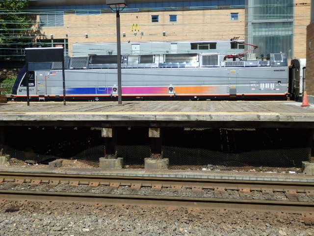 Foto: tren de New Jersey Transit en estación Trenton - Trenton (New Jersey), Estados Unidos