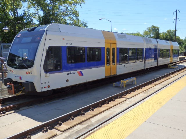 Foto: tren de la River Line (NJ Transit) - Trenton (New Jersey), Estados Unidos