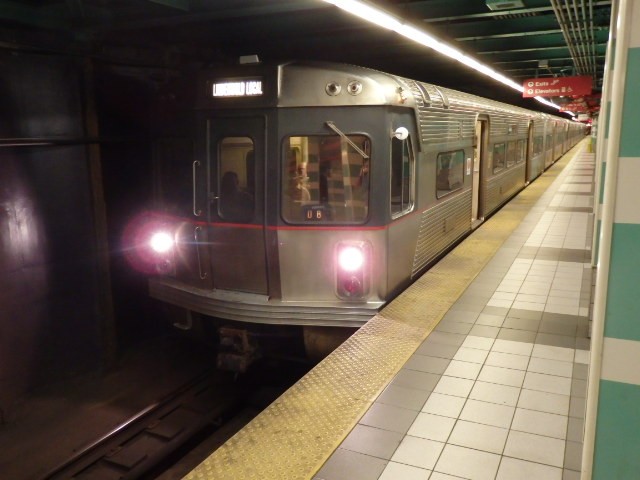 Foto: estación 8th & Market del tren PATCO - Philadelphia (Pennsylvania), Estados Unidos