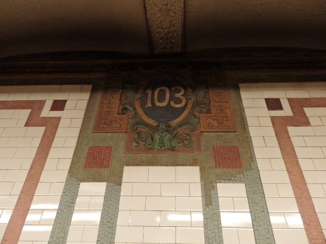 Foto: subte de Nueva York, estación de la calle 103 - New York, Estados Unidos