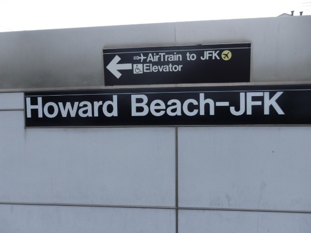 Foto: subte de Nueva York, por el aeropuerto JFK - New York/Queens (New York), Estados Unidos