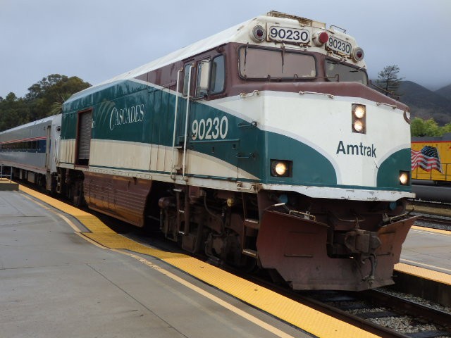 Foto: tren de Amtrak en estación San Luis Obispo - San Luis Obispo (California), Estados Unidos