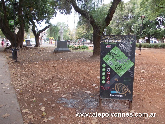 Foto: San Martin - Plaza Kennedy - San Martin (Buenos Aires), Argentina