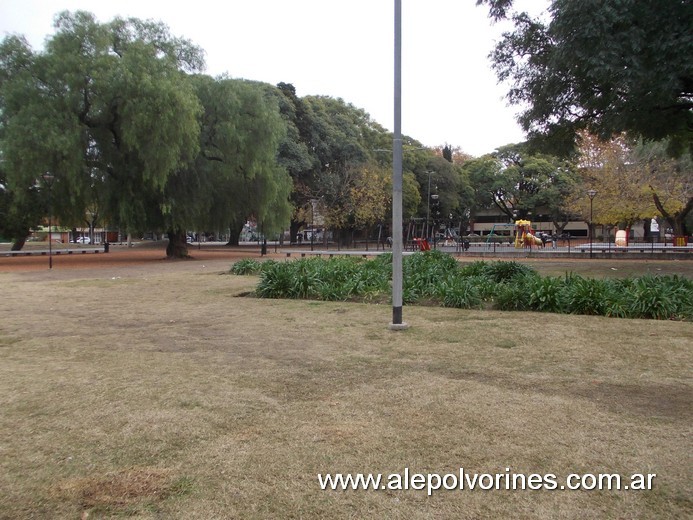 Foto: Villa Maipú - Plaza Kennedy - San Martin (Buenos Aires), Argentina