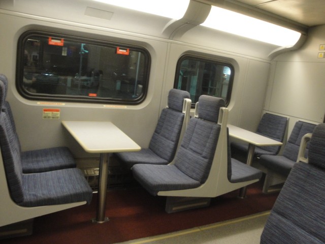 Foto: interior de un tren TRE (Trinity Railway Express) - Dallas (Texas), Estados Unidos