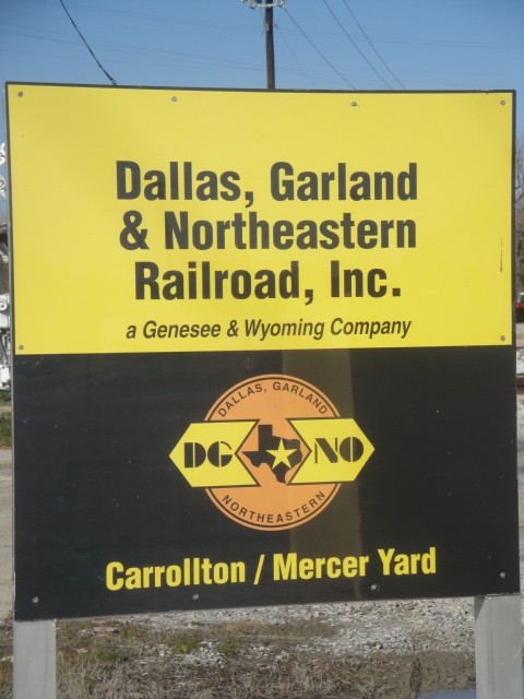 Foto: actual ferrocarril que opera en la zona - Carrollton (Texas), Estados Unidos