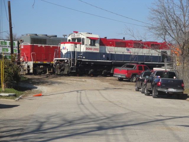 Foto: locomotoras del Dallas, Garland & Northeastern Railroad - Carrollton (Texas), Estados Unidos