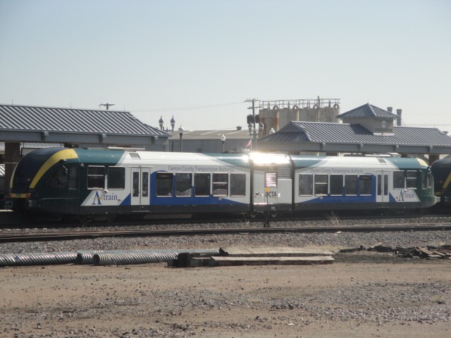 Foto: A-Train en estación Downtown Denton - Denton (Texas), Estados Unidos