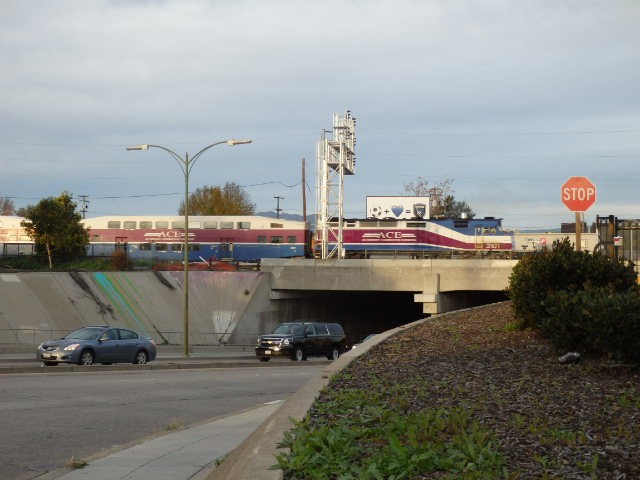 Foto: tren regional ACE (Altamont Commuter Express) - San José (California), Estados Unidos