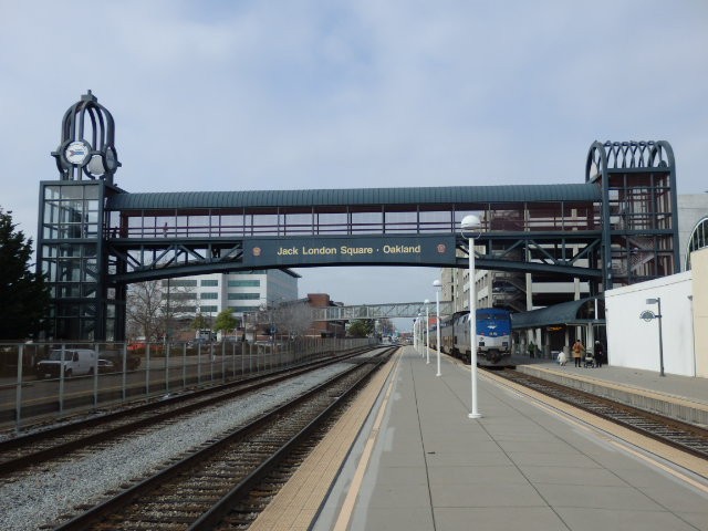 Foto: estación Jack London Square - Oakland (California), Estados Unidos