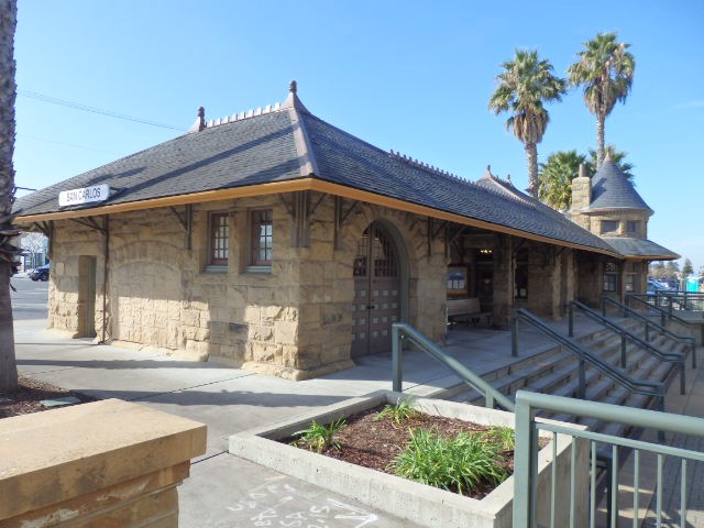 Foto: ex estación, actual restaurante - San Carlos (California), Estados Unidos