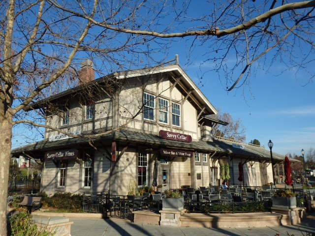 Foto: ex estación, convertida en vinería - Mountain View (California), Estados Unidos