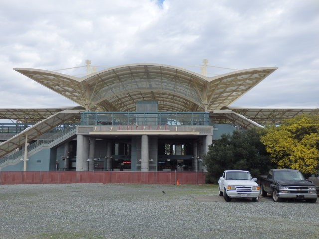 Foto: estación de Caltrain y BART - Millbrae (California), Estados Unidos