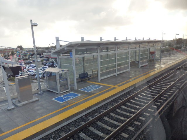 Foto: estación San Bruno, de Caltrain - San Bruno (California), Estados Unidos