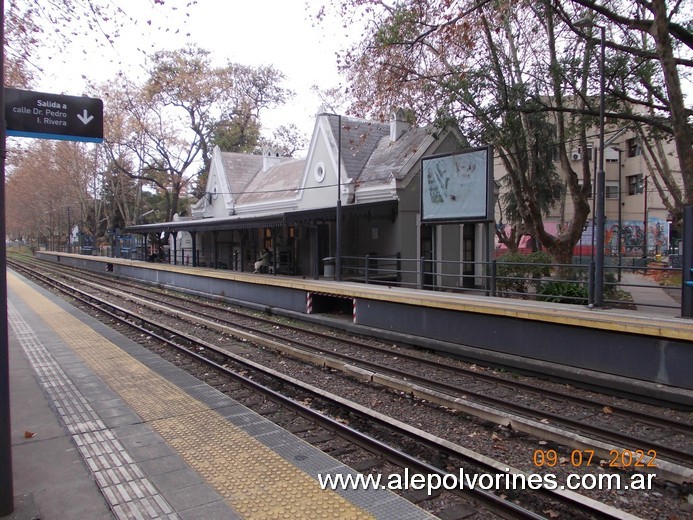 Foto: Estacion Coghlan - Coghlan (Buenos Aires), Argentina