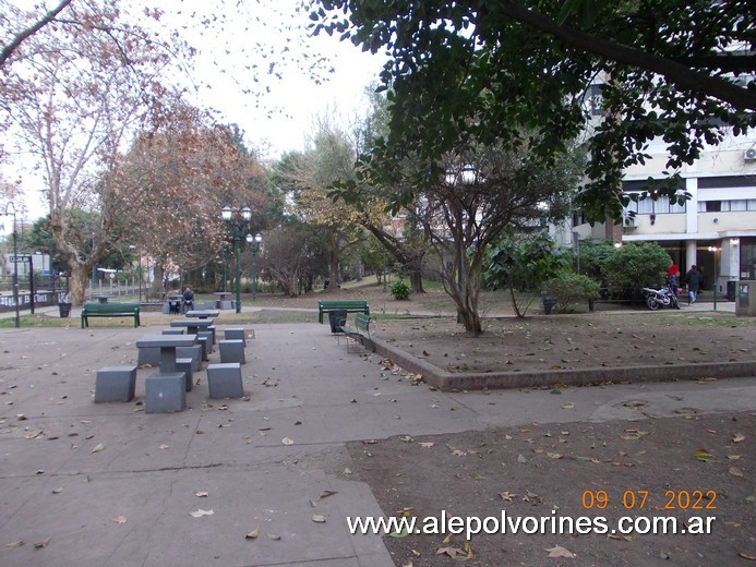 Foto: Plaza Estacion Coghlan - Coghlan (Buenos Aires), Argentina