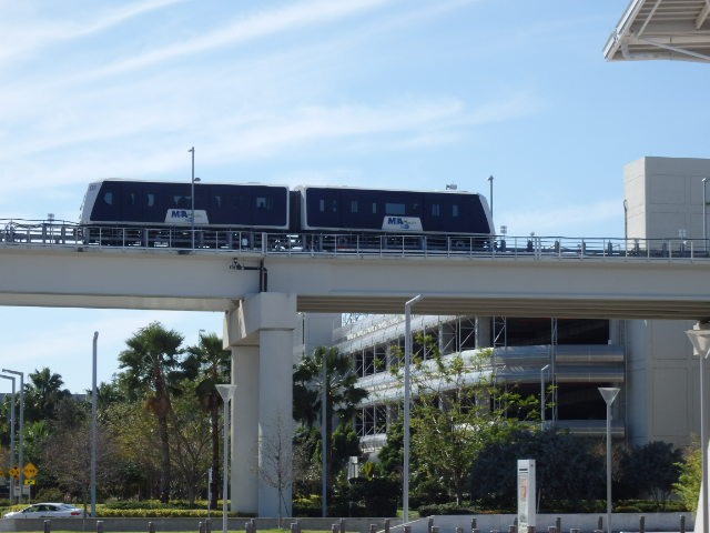 Foto: MiaMover, trencito del aeropuerto - Aeropuerto de Miami (Florida), Estados Unidos