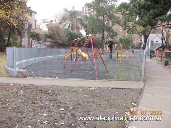 Foto: Estacion Coghlan - Plaza - Coghlan (Buenos Aires), Argentina