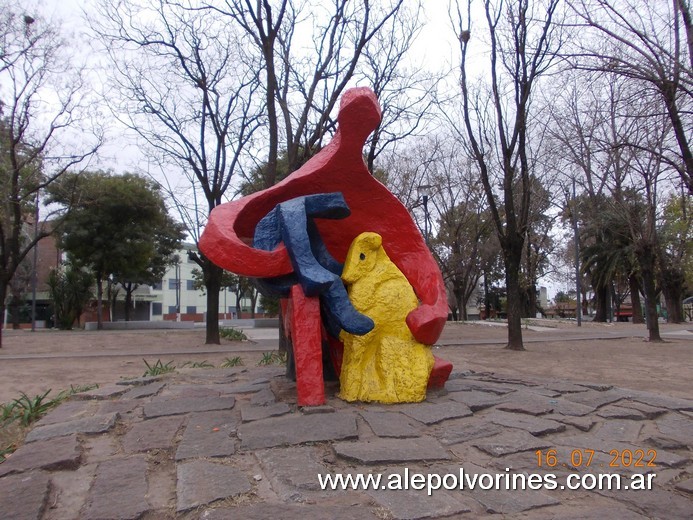 Foto: Villa Bosch - Plaza Leonardo Murialdo - Villa Bosch (Buenos Aires), Argentina