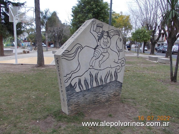 Foto: Villa Bosch - Plaza Echeverria - La Cautiva - Villa Bosch (Buenos Aires), Argentina