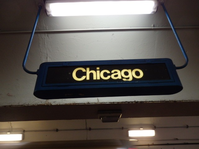 Foto: estación de subte, Línea Azul - Chicago (Illinois), Estados Unidos