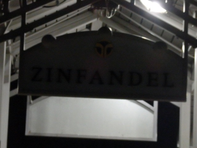 Foto: nomenclador de la estación Zinfandel - Rancho Cordova (California), Estados Unidos