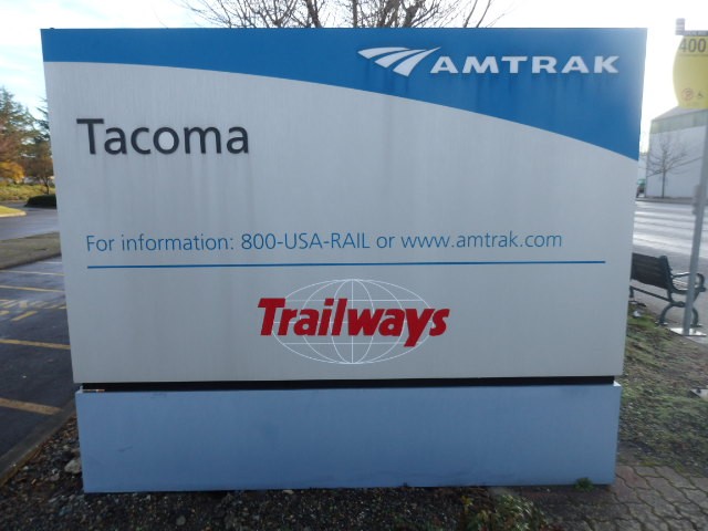 Foto: nomenclador de la estación de Amtrak - Tacoma (Washington), Estados Unidos