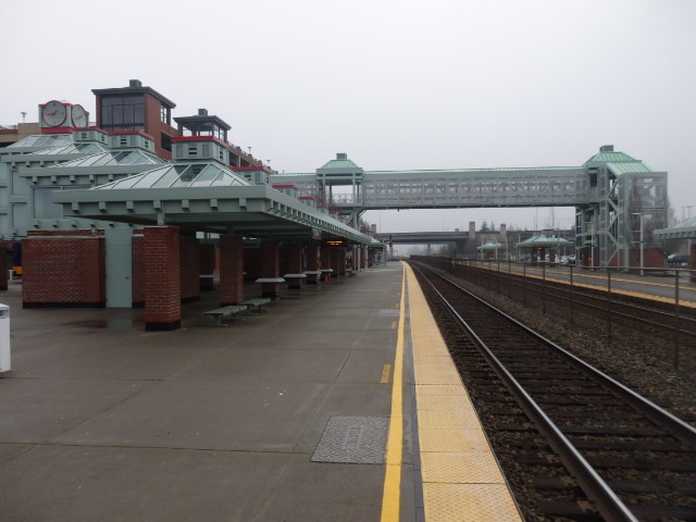 Foto: estación del Sounder (ramal sur) - Auburn (Washington), Estados Unidos