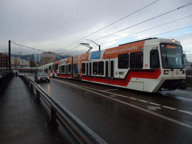 Foto: el metrotranvía MAX - Portland (Oregon), Estados Unidos
