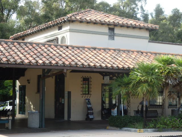 Foto: estación de Amtrak y Tri-Rail - Hollywood (Florida), Estados Unidos