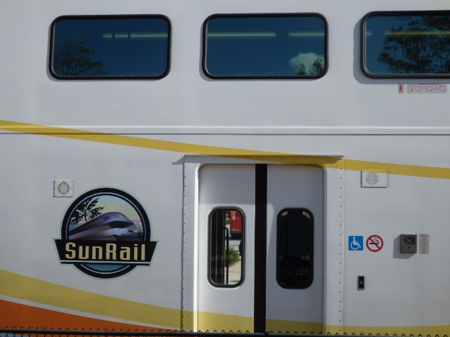 Foto: estación Sand Lake Road, de Tri-Rail - Pine Castle (Florida), Estados Unidos