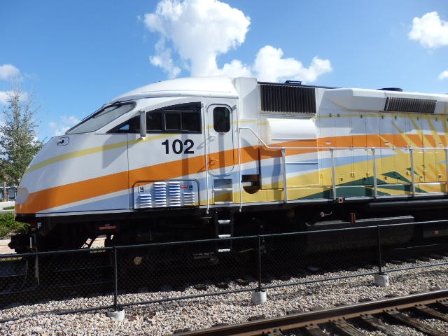 Foto: estación Sand Lake Road, de Tri-Rail - Pine Castle (Florida), Estados Unidos