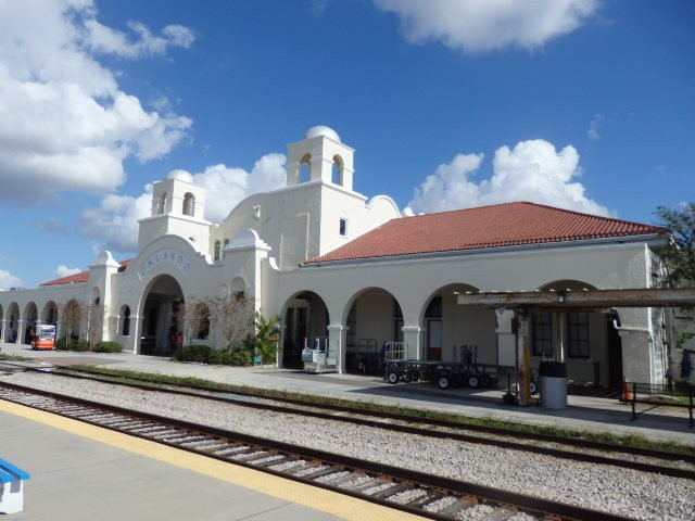 Foto: estación de Amtrak y SunRail - Orlando (Florida), Estados Unidos