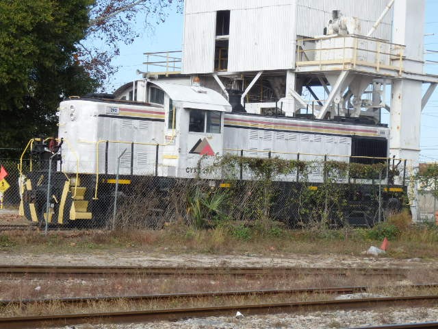 Foto: locomotora de Conrad Yelvington Distributors en Kaley Yards - Orlando (Florida), Estados Unidos