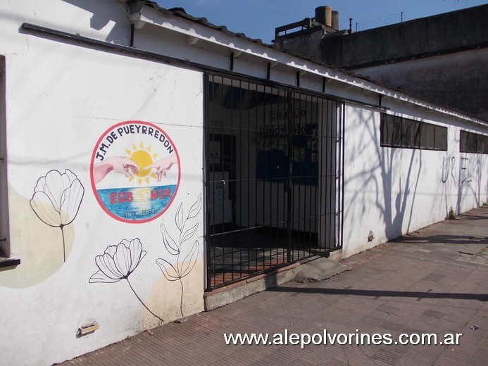 Foto: Villa Bosch - Escuela Juan Martin de Pueyrredon - Martin Coronado (Buenos Aires), Argentina