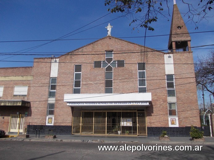Foto: Martin Coronado - Parroquia NS de Betharram - Martin Coronado (Buenos Aires), Argentina