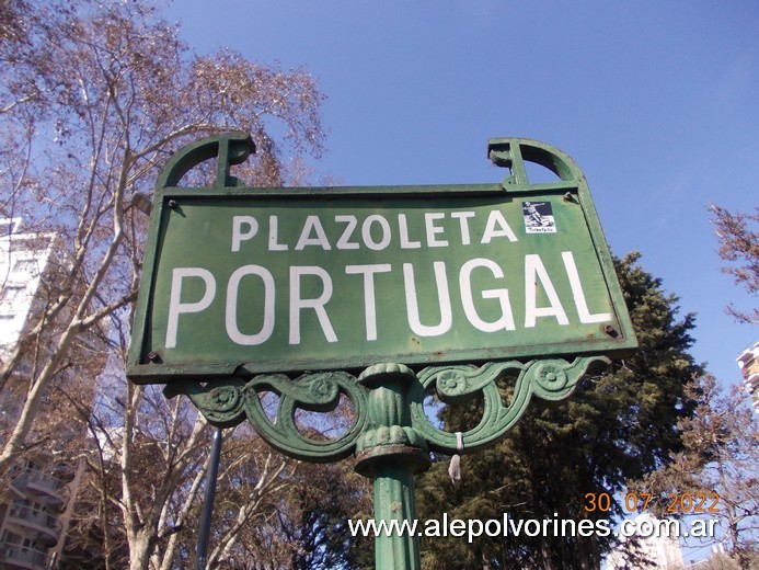 Foto: Colegiales - Plazoleta Portugal - Colegiales (Buenos Aires), Argentina