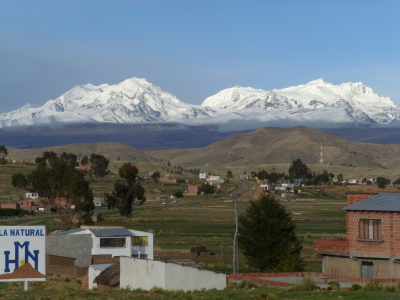 Foto: vista de los Andes - Sorejapa (La Paz), Bolivia