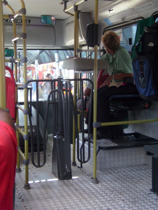 Foto: colectivo, con cobrador y molinete - Manaus (Amazonas), Brasil