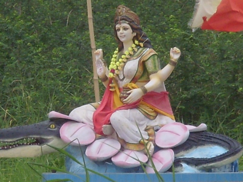 Foto: Gaṅgā, diosa del río Ganges - Meerzorg, Surinam