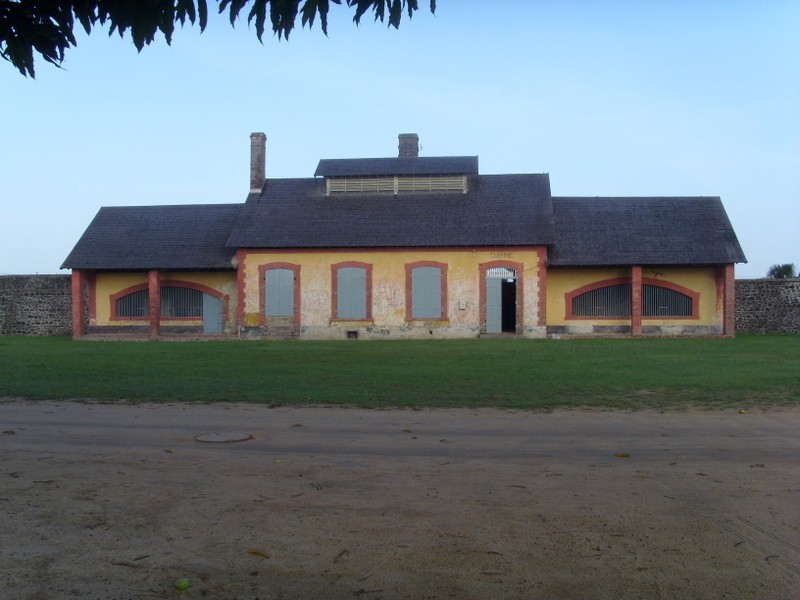Foto: Camp de la Transportation, antigua prisión; cocina - Saint-Laurent-du-Maroni, Guyana Francesa