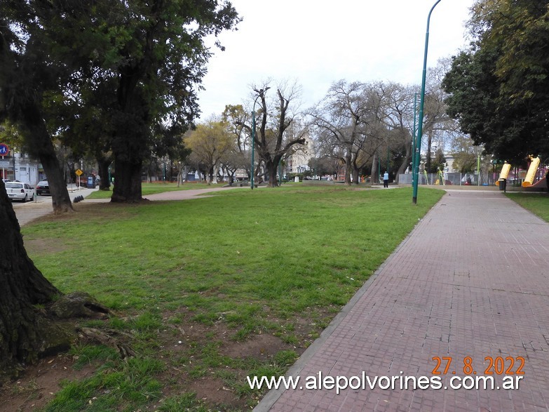 Foto: Constitucion - Plaza Garay - Constitucion (Buenos Aires), Argentina