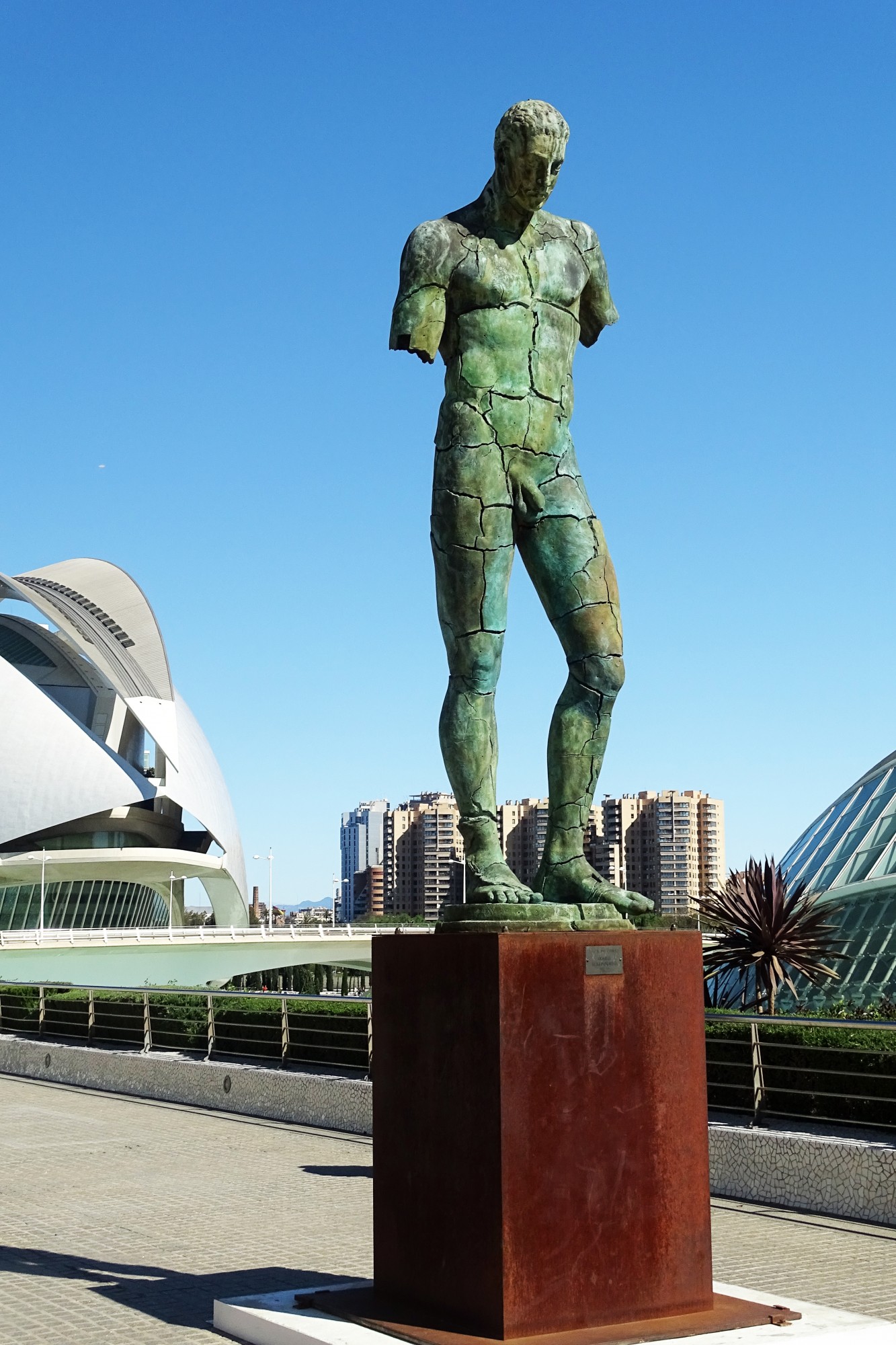 Foto: Estatua de bronce - València (Comunidad Valenciana), España