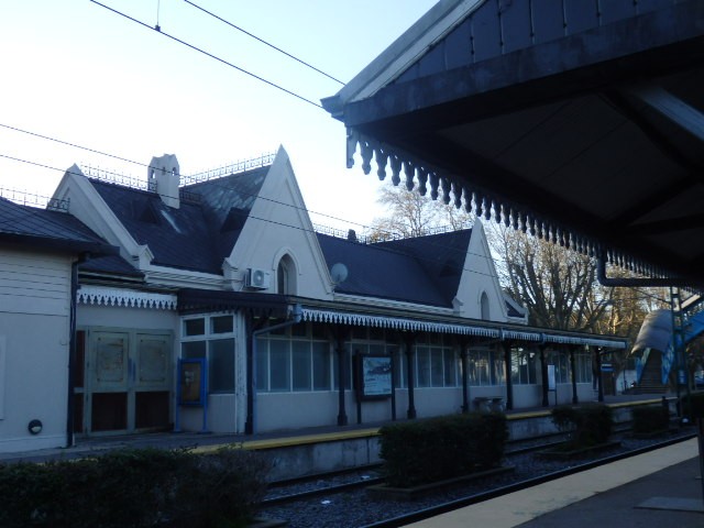 Foto: estación Juan Anchorena del Tren de la Costa - Martínez (Buenos Aires), Argentina