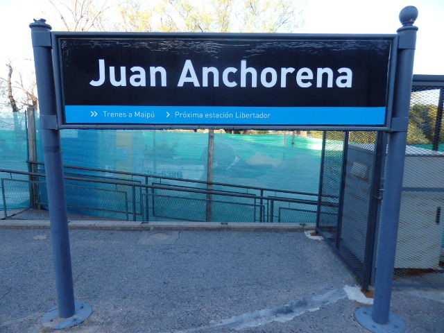 Foto: estación del Tren de la Costa - Martínez (Buenos Aires), Argentina