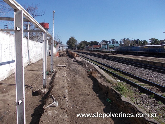 Foto: Estación Los Polvorines - Los Polvorines (Buenos Aires), Argentina