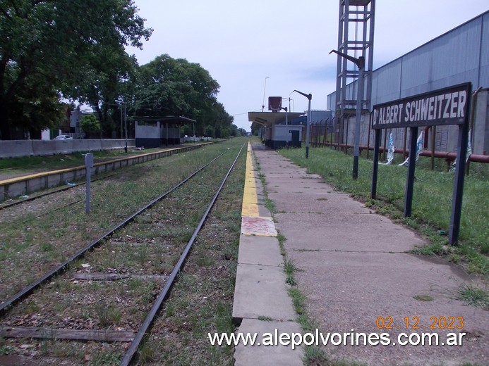 Foto: Victoria - Estación Dr Albert Schweitzer - Victoria (Buenos Aires), Argentina