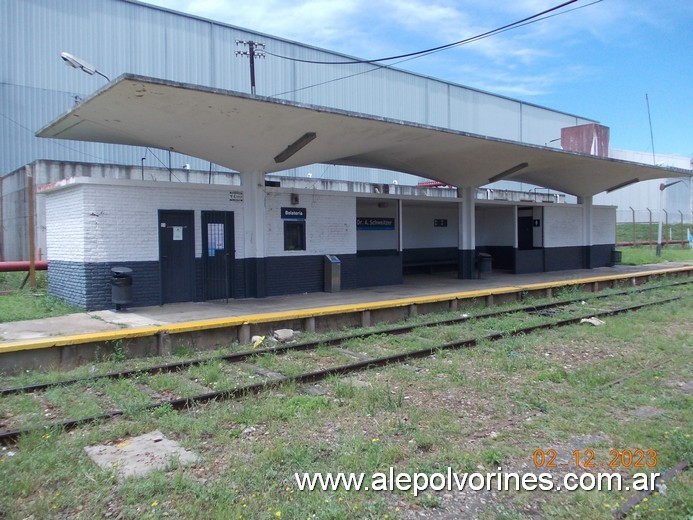 Foto: Victoria - Estación Dr Albert Schweitzer - Victoria (Buenos Aires), Argentina